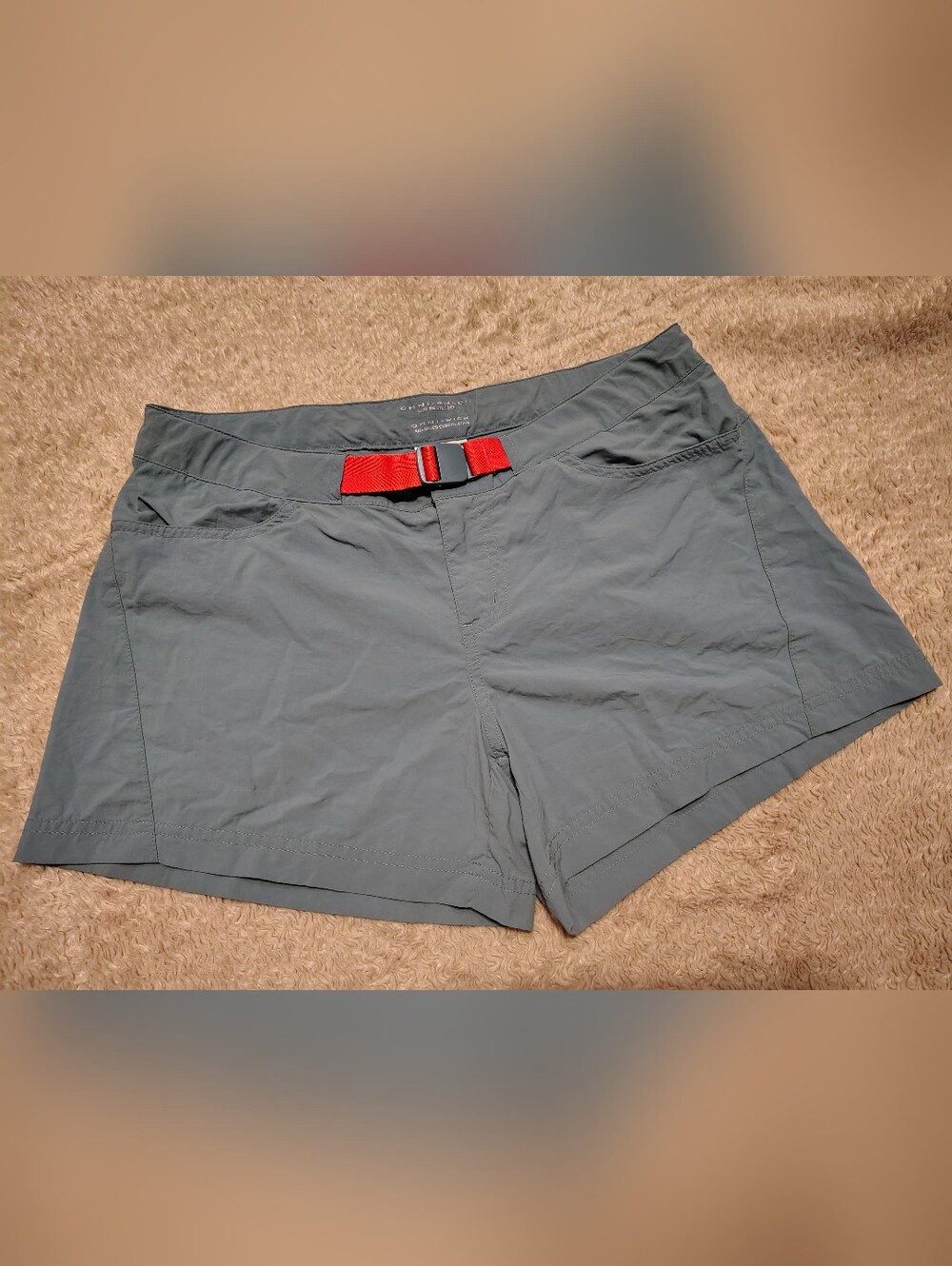 Columbia Omni-Shade Omni-Wick Women's Grey Hiking Shorts Attached Belt Size Med